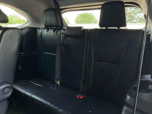 used 2023 Toyota Highlander car, priced at $35,901