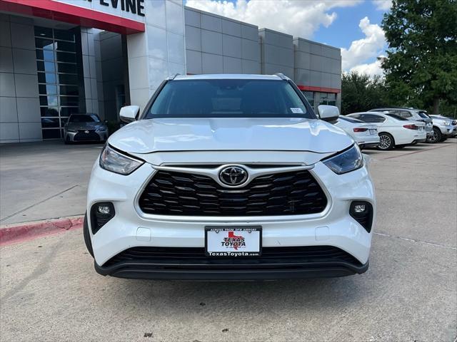 used 2023 Toyota Highlander car, priced at $35,901