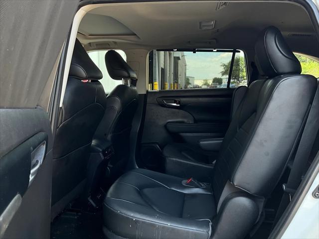 used 2023 Toyota Highlander car, priced at $35,901