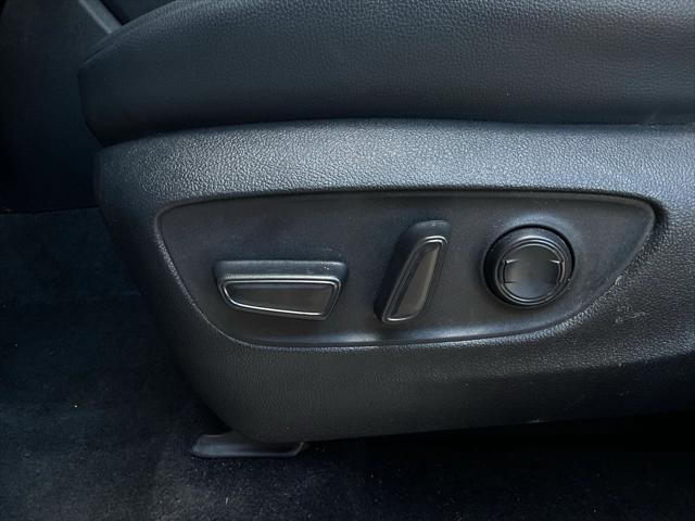 used 2023 Toyota Highlander car, priced at $35,901