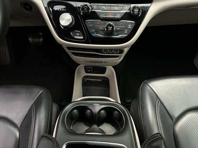used 2023 Chrysler Pacifica car, priced at $23,901