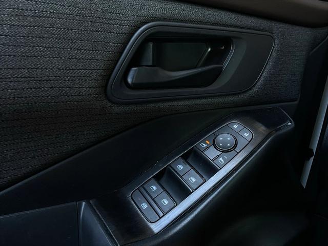 used 2023 Nissan Rogue car, priced at $18,901