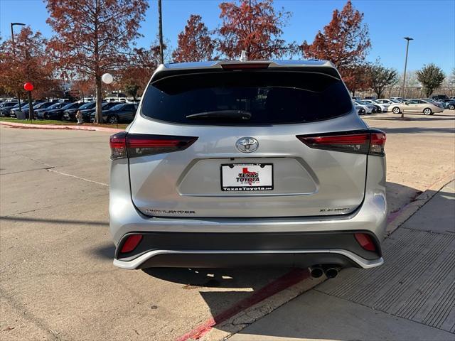 used 2024 Toyota Highlander car, priced at $38,901