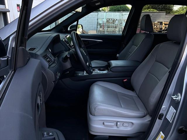 used 2024 Honda Passport car, priced at $34,901