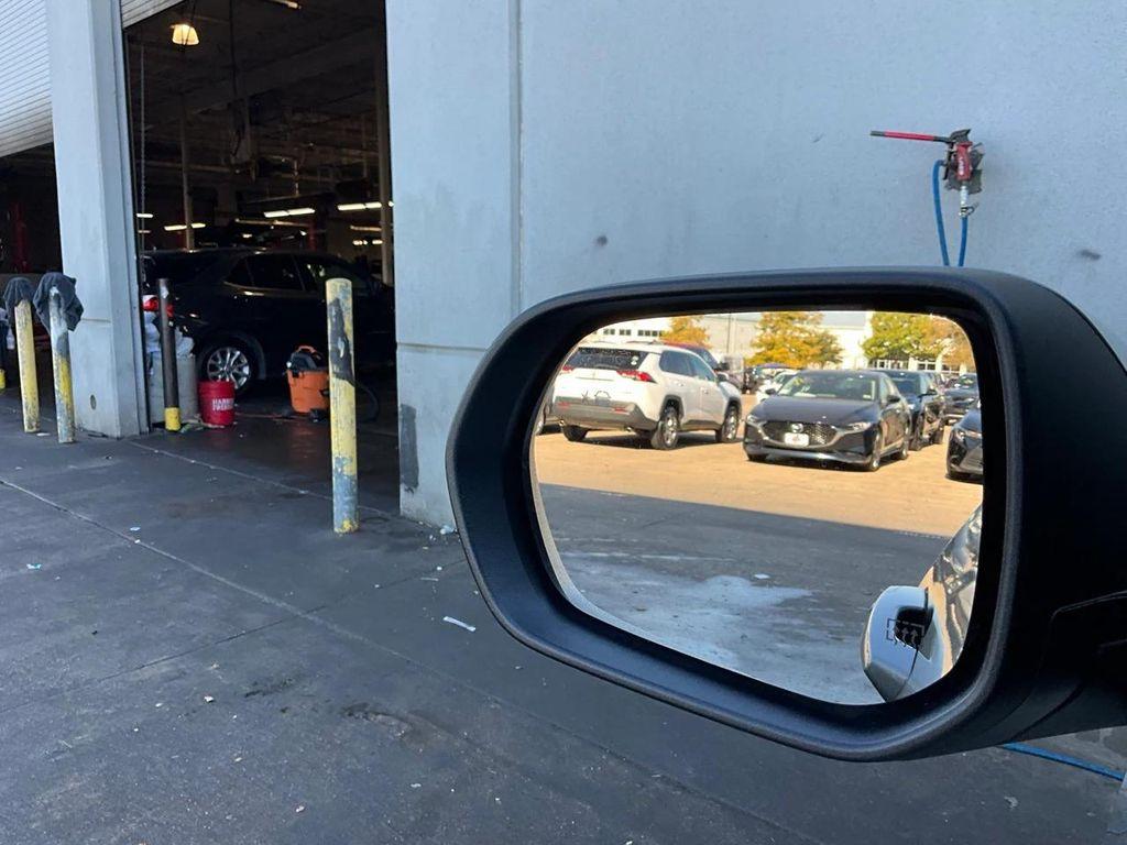 used 2025 Chevrolet Equinox car, priced at $26,901