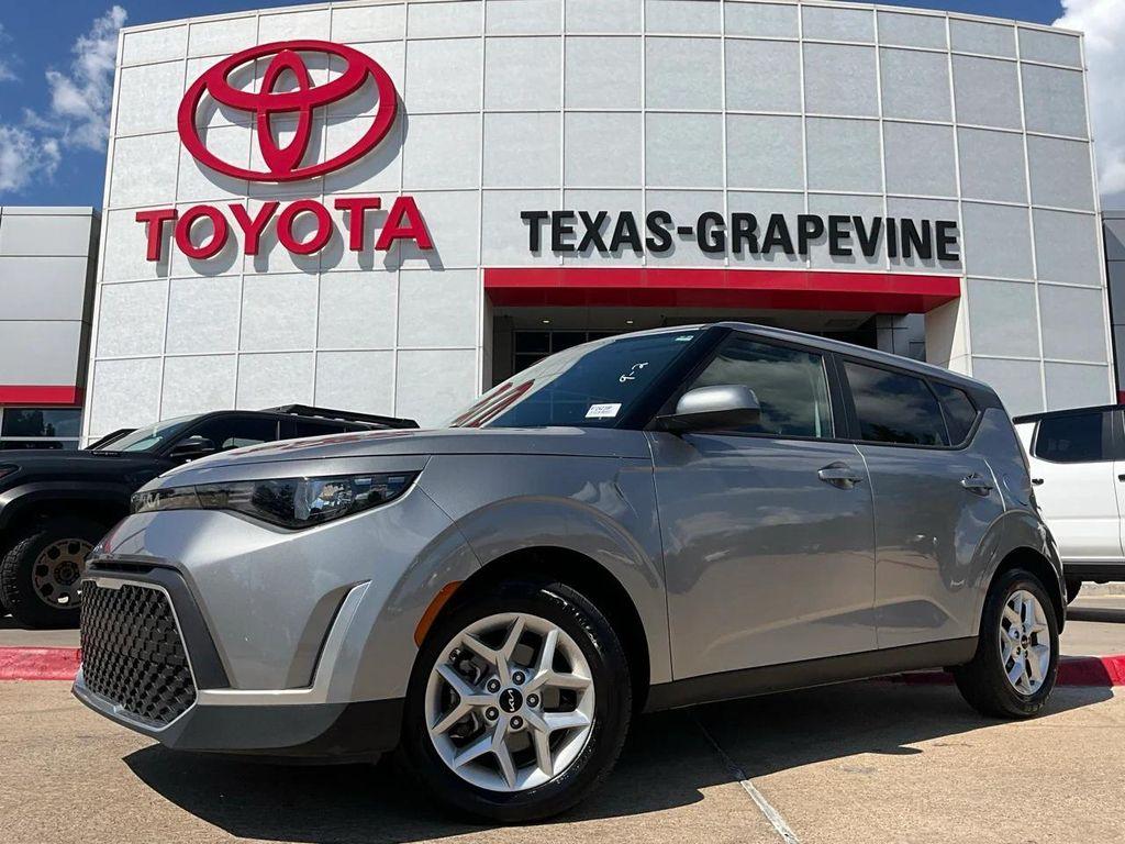 used 2024 Kia Soul car, priced at $16,901