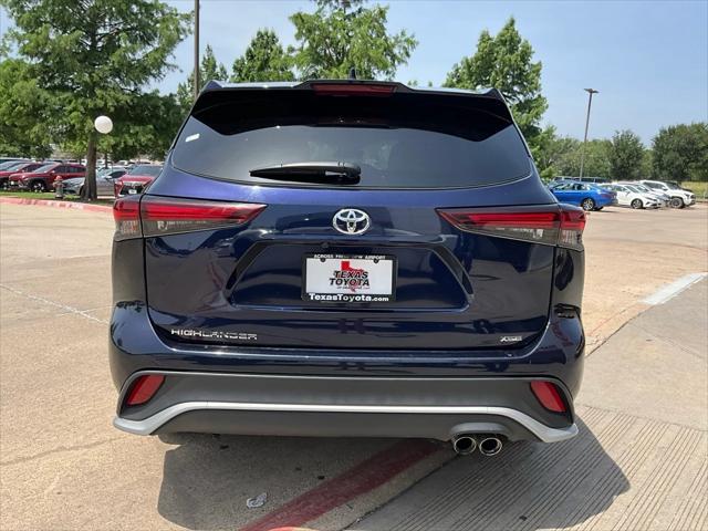 used 2024 Toyota Highlander car, priced at $37,901
