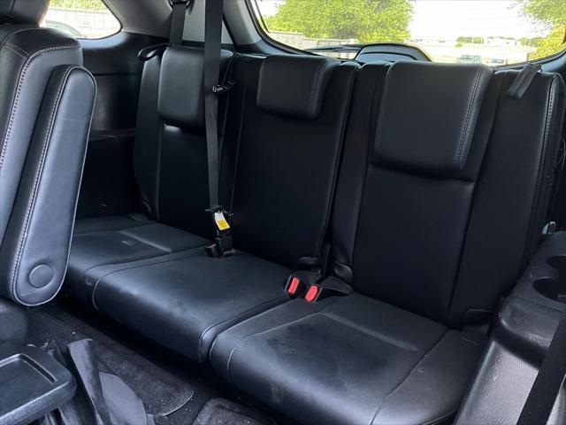 used 2016 Toyota Highlander car, priced at $20,901
