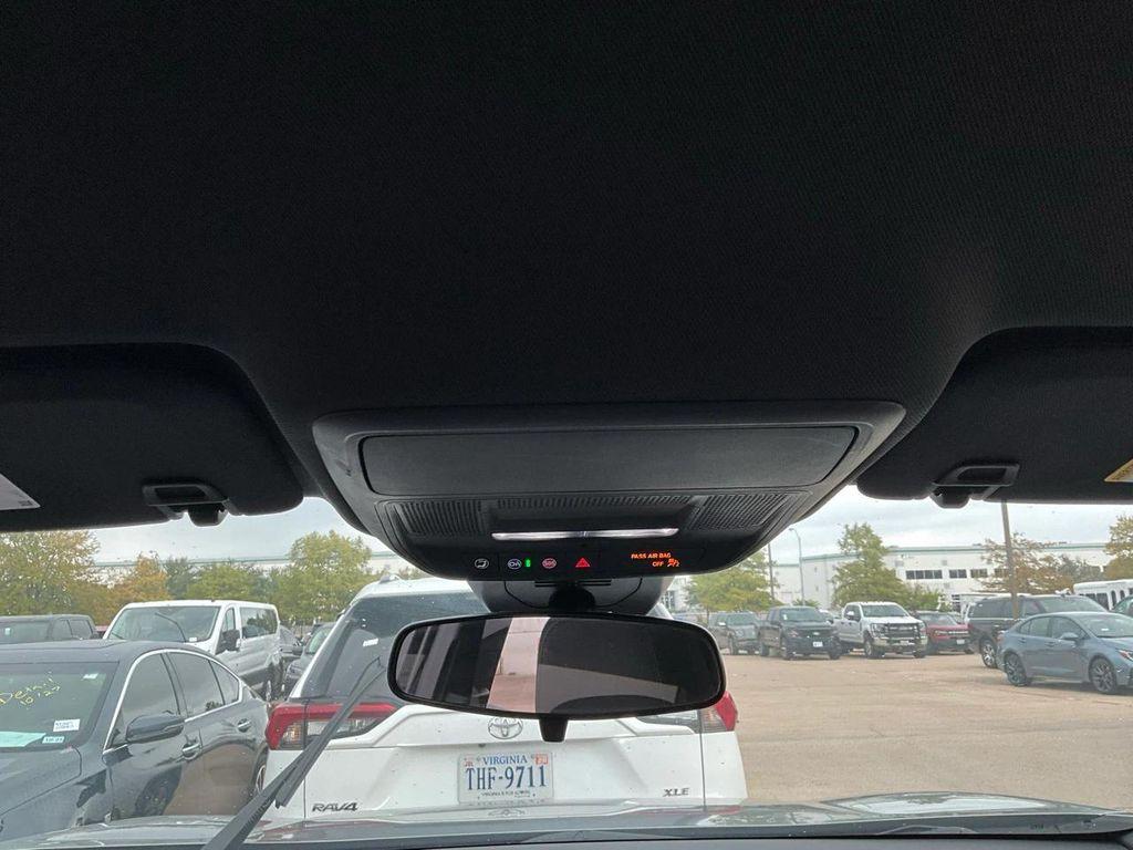 used 2025 Chevrolet Equinox car, priced at $22,901