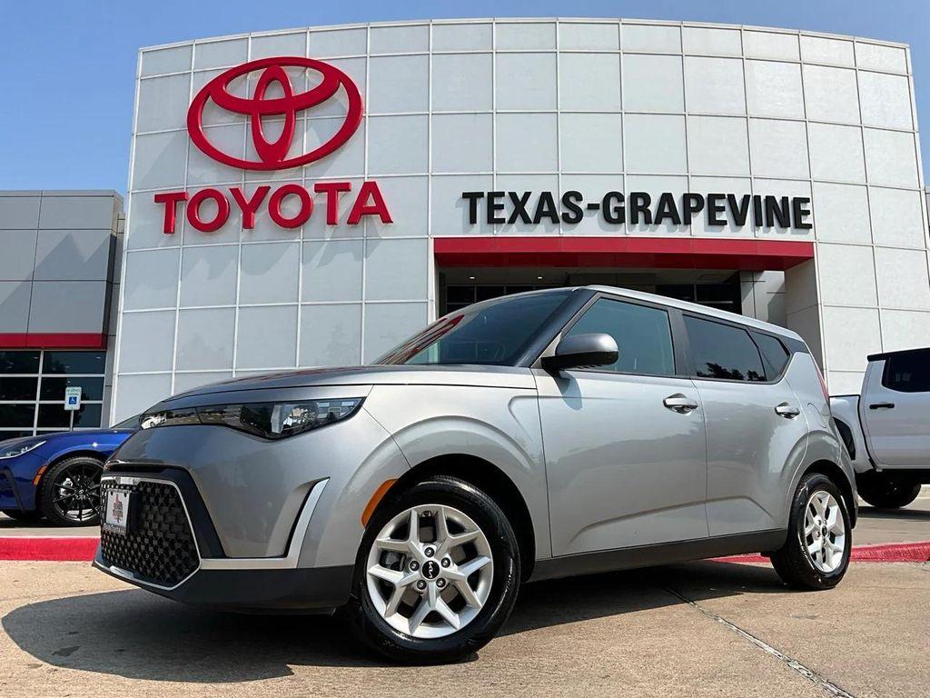 used 2023 Kia Soul car, priced at $15,801