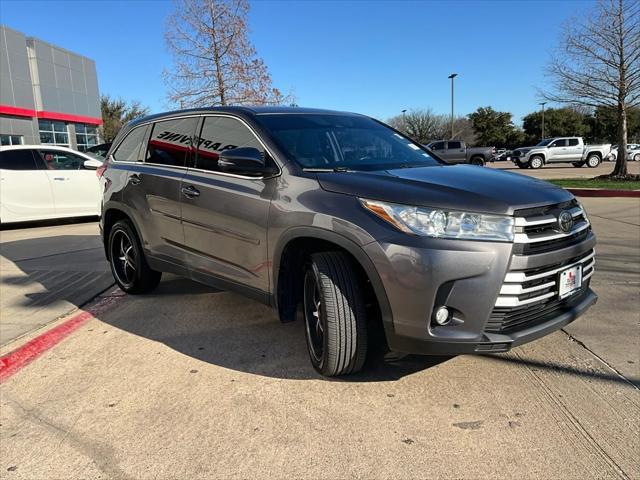 used 2019 Toyota Highlander car, priced at $23,901