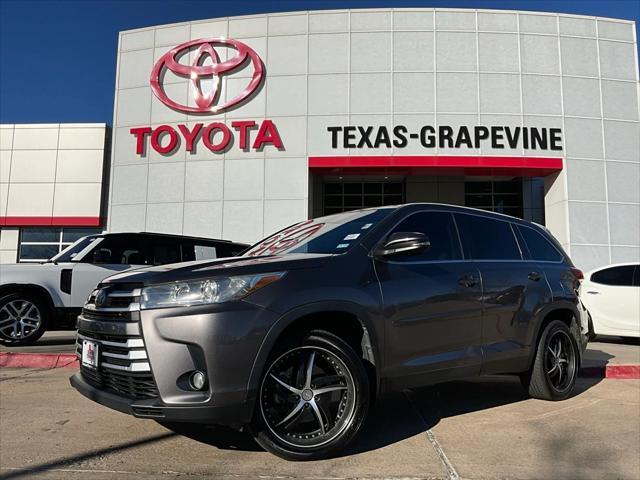 used 2019 Toyota Highlander car, priced at $23,901