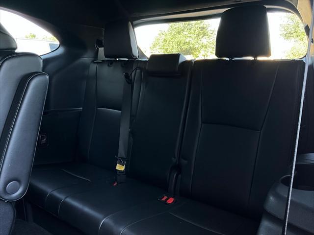 used 2024 Toyota Highlander car, priced at $38,901