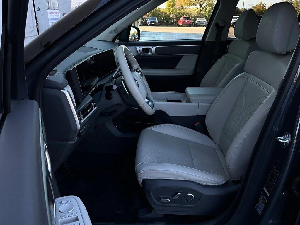 used 2025 Hyundai Santa Fe car, priced at $28,601