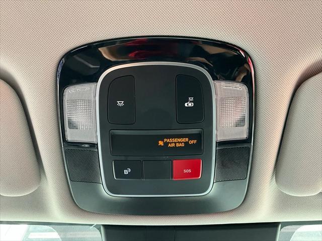used 2024 Hyundai Sonata Hybrid car, priced at $22,901