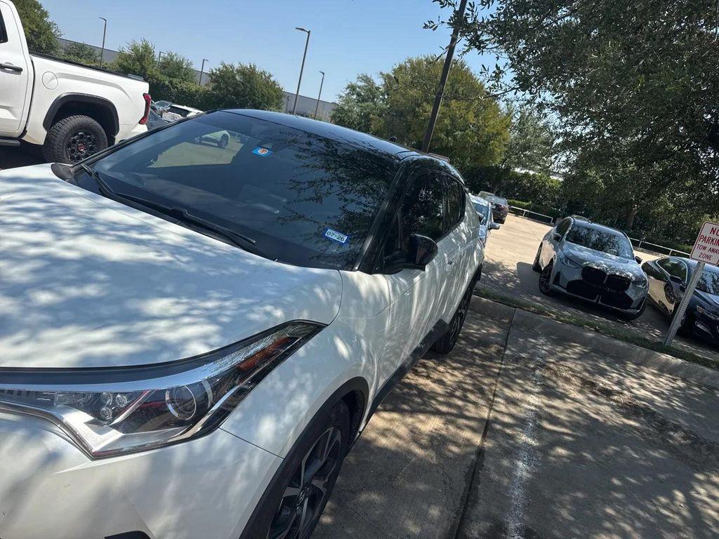 used 2019 Toyota C-HR car