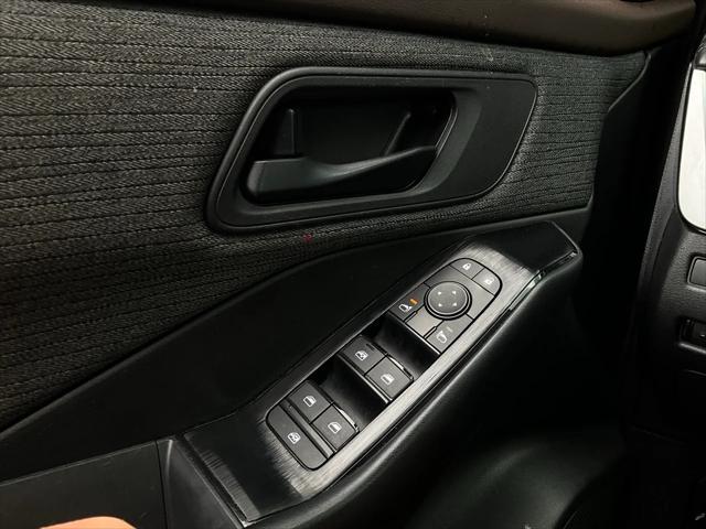 used 2023 Nissan Rogue car, priced at $19,601