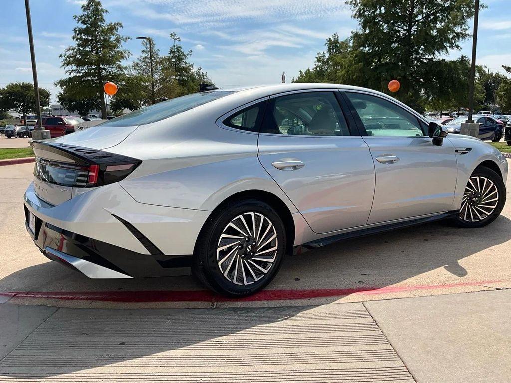 used 2024 Hyundai Sonata Hybrid car, priced at $21,901