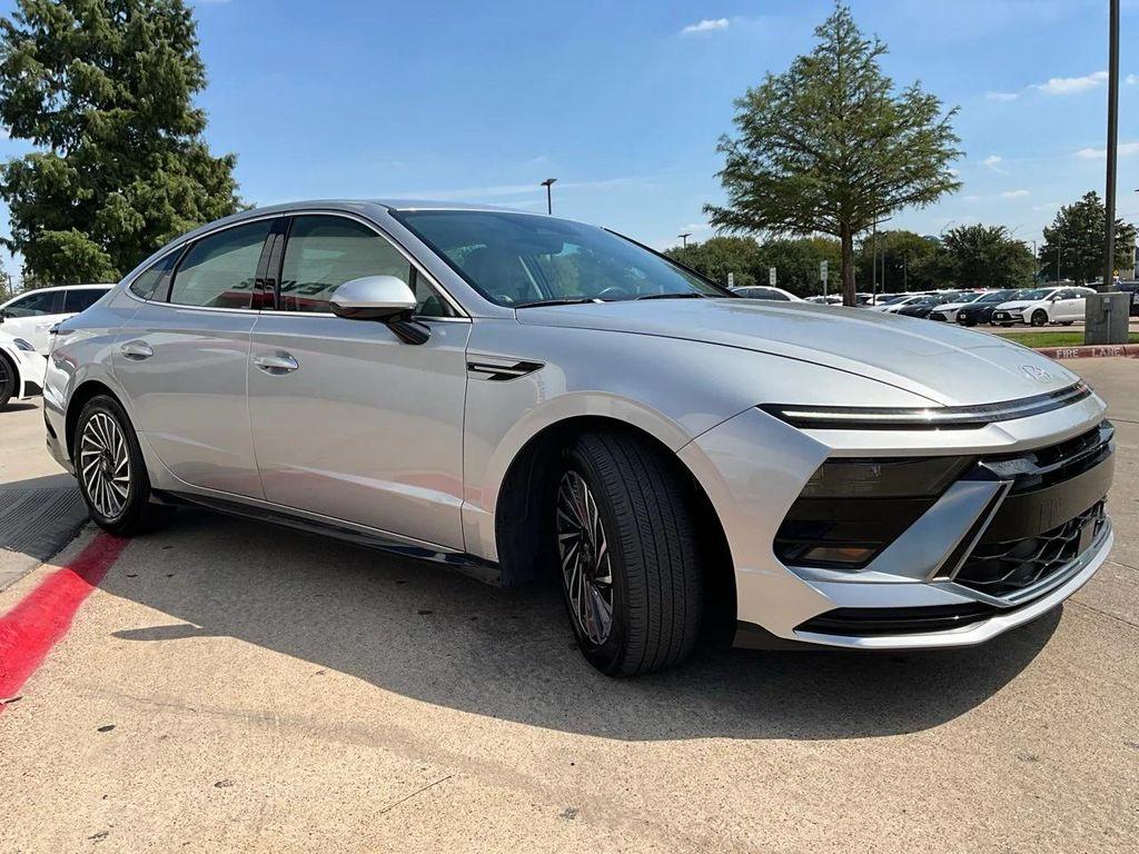 used 2024 Hyundai Sonata Hybrid car, priced at $21,901
