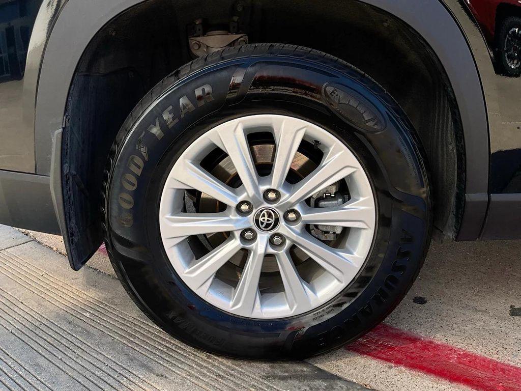 used 2024 Toyota Grand Highlander car, priced at $44,901