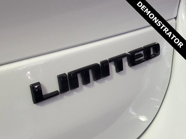 new 2025 Jeep Grand Cherokee L car, priced at $45,739