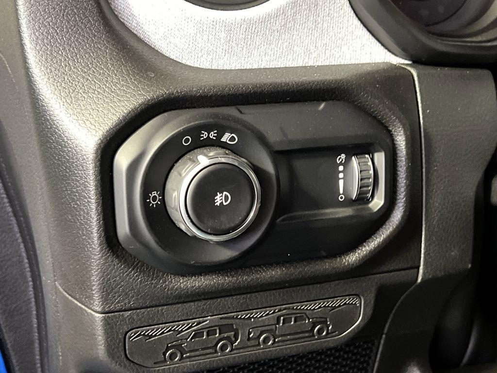 new 2026 Jeep Wrangler car, priced at $43,185