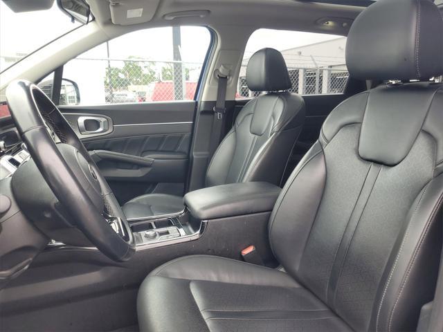 used 2021 Kia Sorento car, priced at $23,012