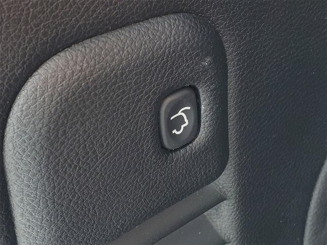 used 2021 Jeep Grand Cherokee car, priced at $25,990