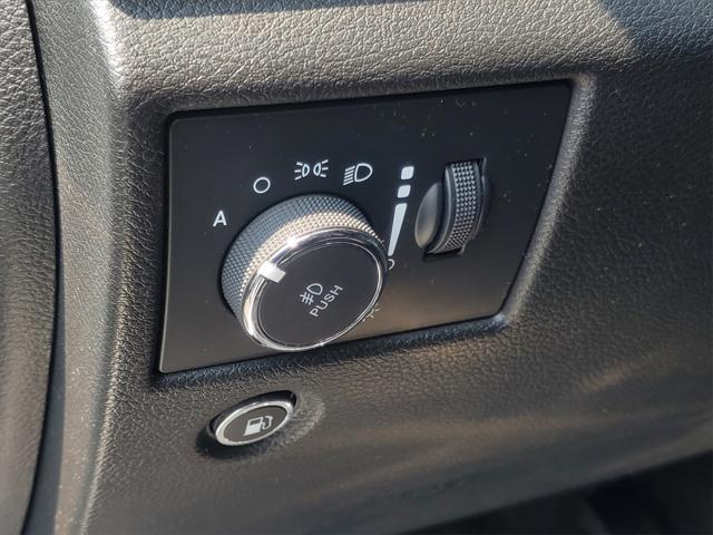 used 2021 Jeep Grand Cherokee car, priced at $25,990