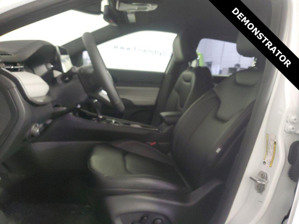 new 2025 Jeep Compass car, priced at $28,989