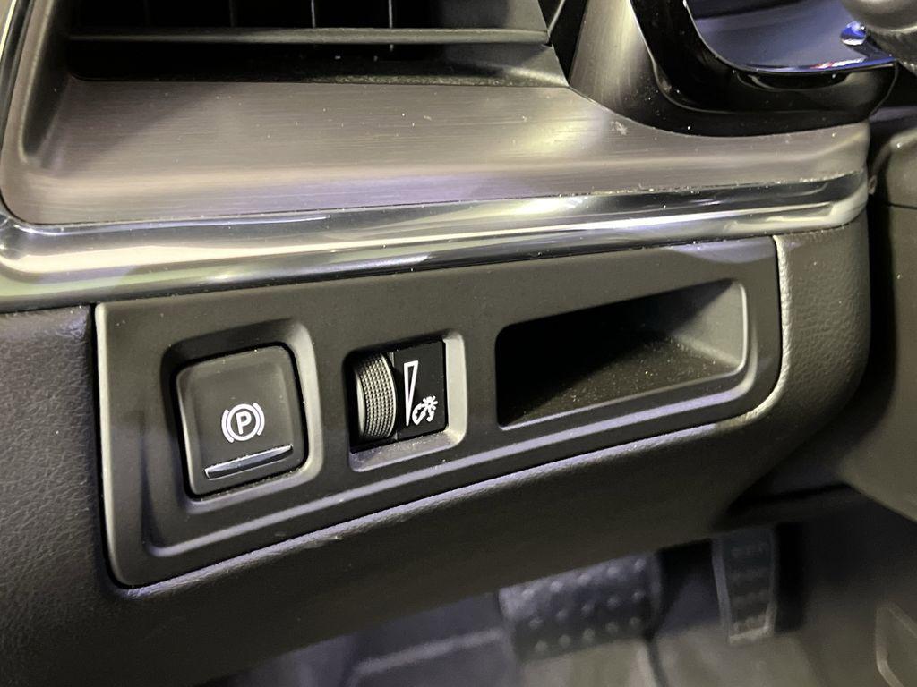 used 2019 Cadillac XT5 car, priced at $14,111