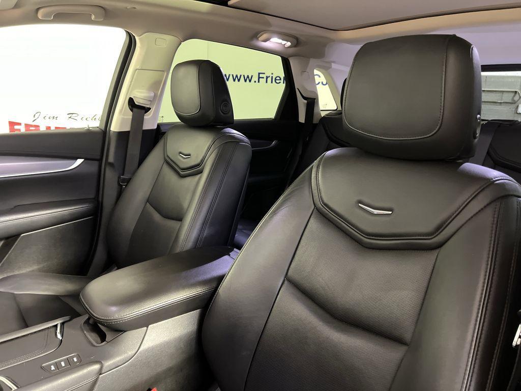 used 2019 Cadillac XT5 car, priced at $14,111