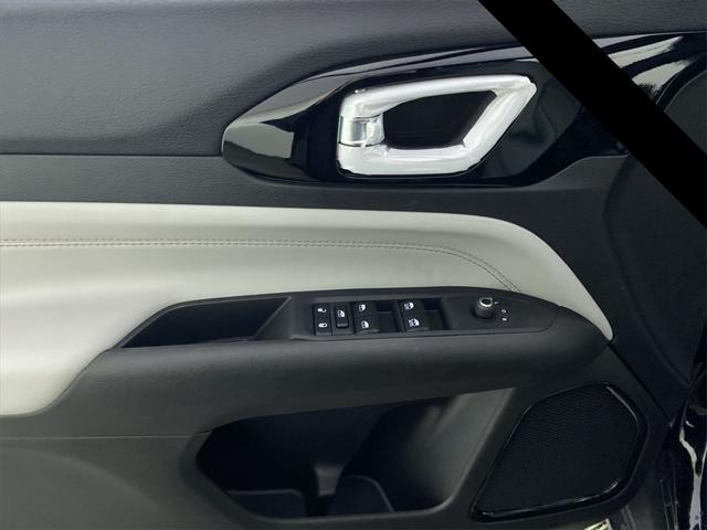 new 2025 Jeep Compass car, priced at $27,489
