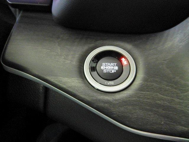 new 2025 Jeep Grand Cherokee car, priced at $42,645