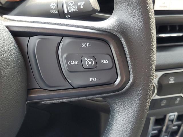 new 2025 Jeep Wrangler car, priced at $38,477