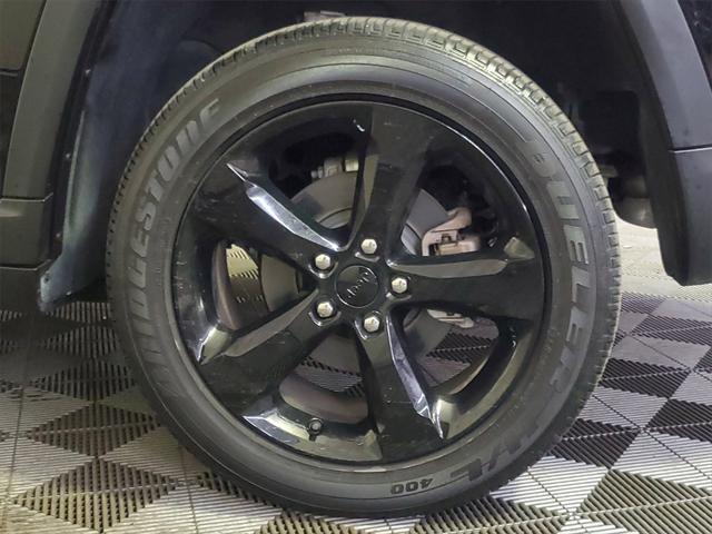 used 2022 Jeep Grand Cherokee car, priced at $35,039