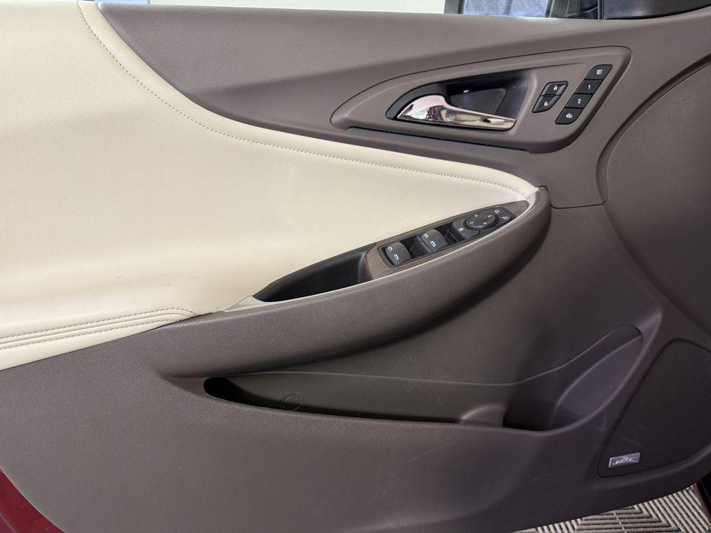 used 2019 Chevrolet Malibu car, priced at $17,664