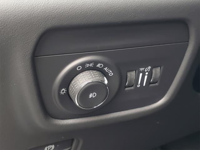 used 2023 Jeep Grand Cherokee car, priced at $44,484
