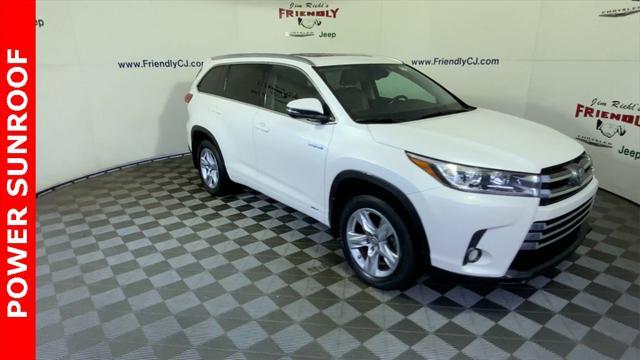 used 2018 Toyota Highlander Hybrid car, priced at $29,368