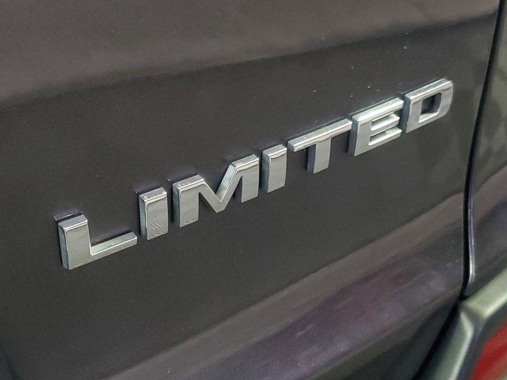 used 2020 Jeep Cherokee car, priced at $19,758