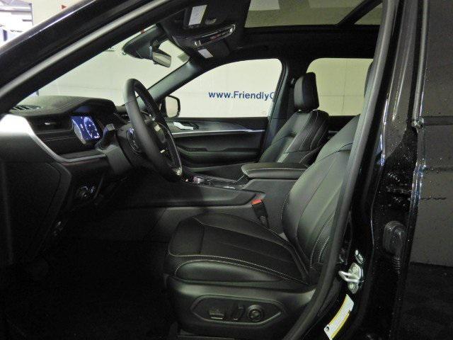 new 2025 Jeep Grand Cherokee car, priced at $46,060