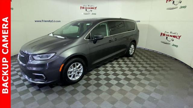 used 2023 Chrysler Pacifica car, priced at $22,352