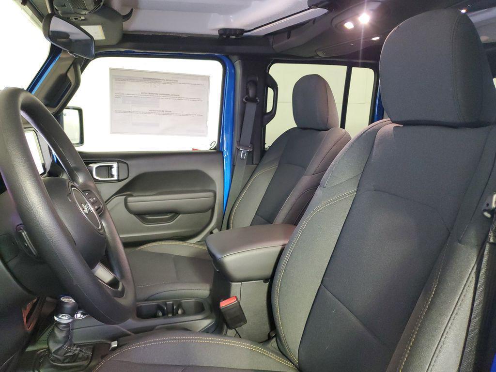 new 2025 Jeep Wrangler car, priced at $38,765