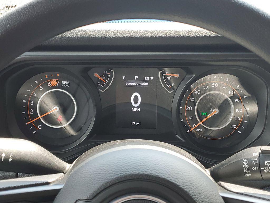new 2025 Jeep Wrangler car, priced at $38,765