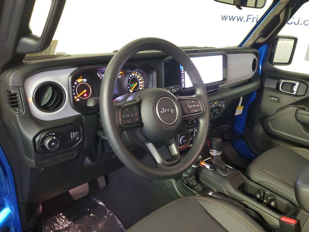 new 2025 Jeep Wrangler car, priced at $38,765