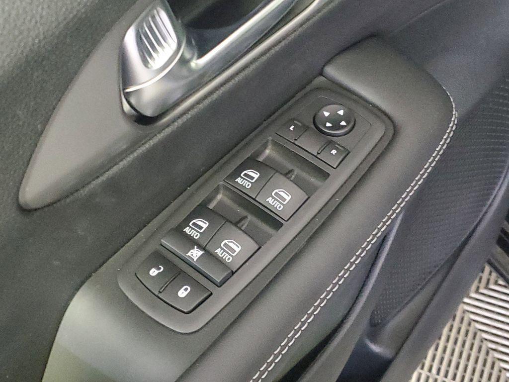 new 2025 Chrysler Pacifica car, priced at $40,993