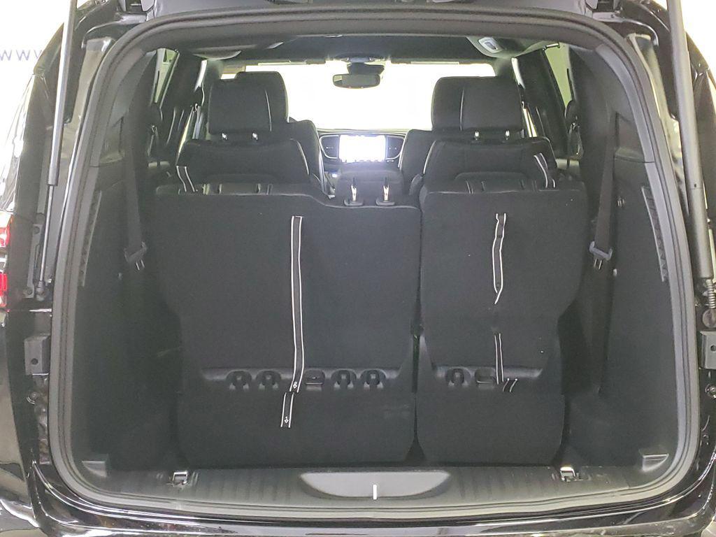 new 2025 Chrysler Pacifica car, priced at $40,993