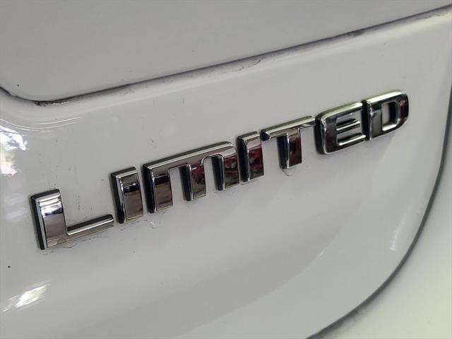 used 2023 Jeep Grand Cherokee car, priced at $35,289