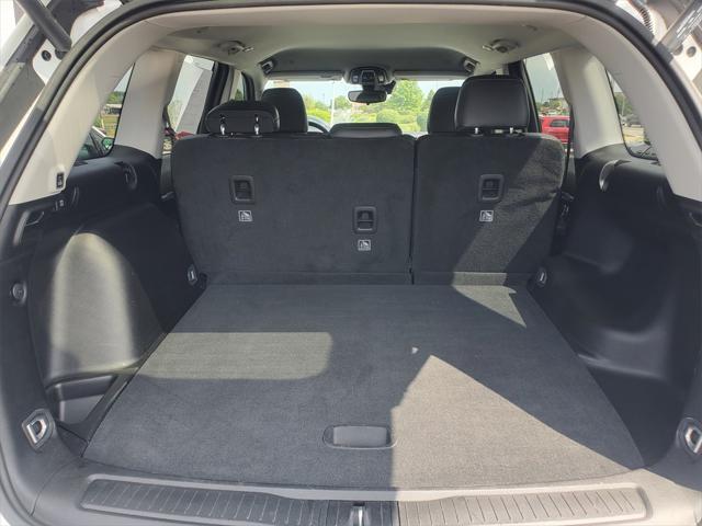 used 2023 Jeep Grand Cherokee car, priced at $35,289