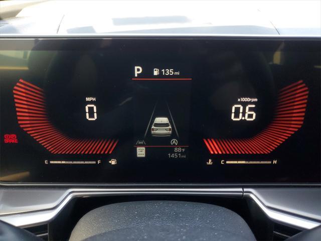 used 2025 Kia Sorento car, priced at $31,920
